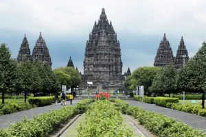 Candi Prambanan liburan ke jogja