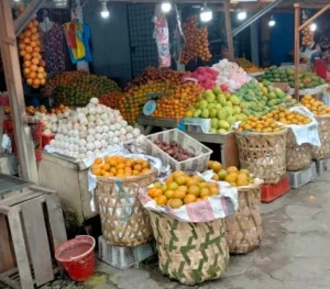 Pasar buah Brastagi